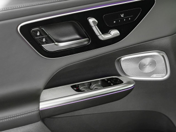 Mercedes-Benz GLC 63 AMG S E PERFORMANCE Night Panorama 360°