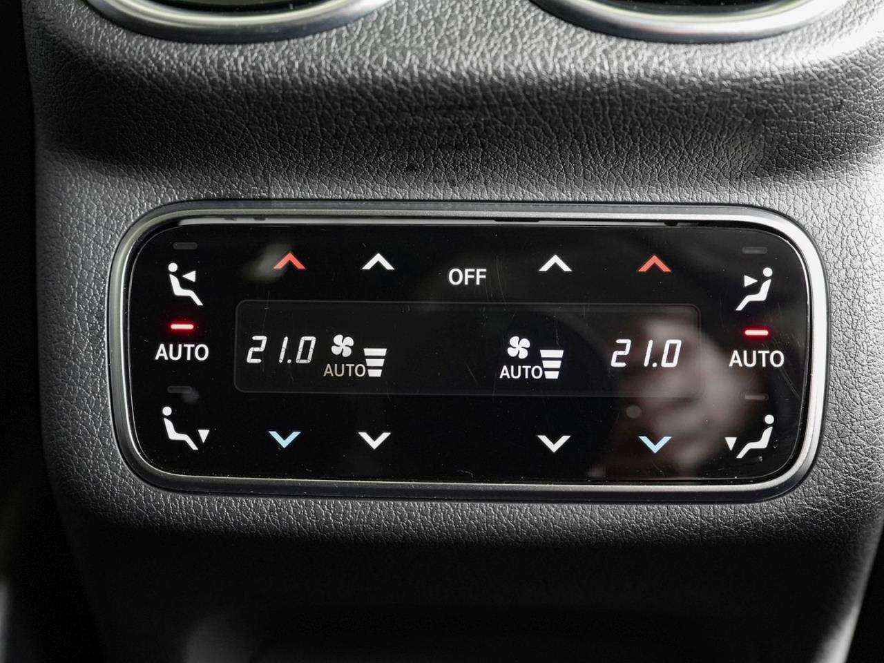 Mercedes-Benz GLC 63 AMG S E PERFORMANCE Night Panorama 360°