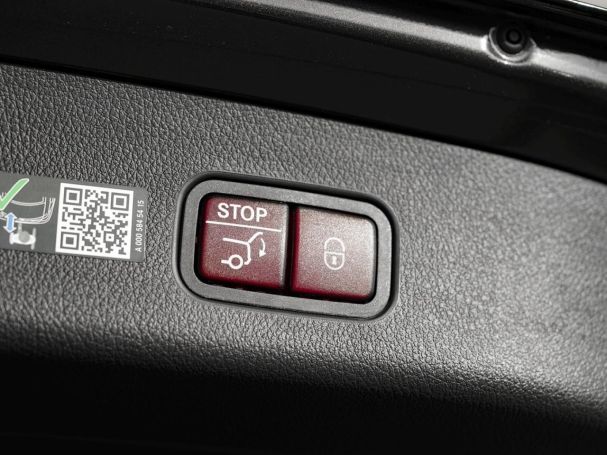 Mercedes-Benz GLC 63 AMG S E PERFORMANCE Night Panorama 360°