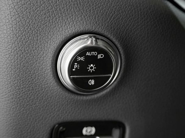 Mercedes-Benz GLC 63 AMG S E PERFORMANCE Night Panorama 360°