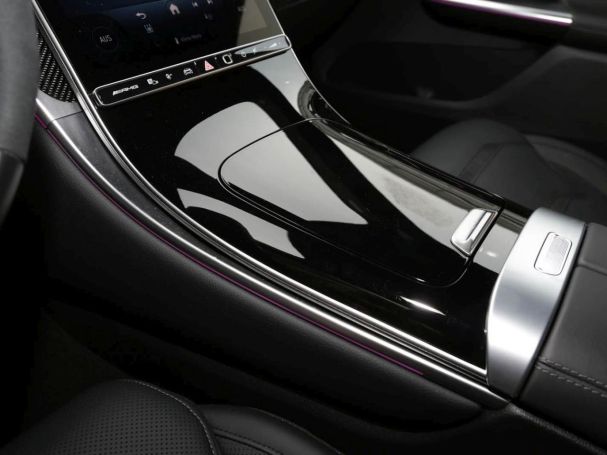 Mercedes-Benz GLC 63 AMG S E PERFORMANCE Night Panorama 360°