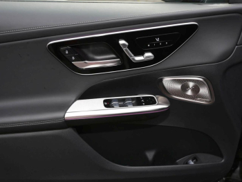 Mercedes-Benz GLC 63 AMG S E PERFORMANCE Night Panorama 360°