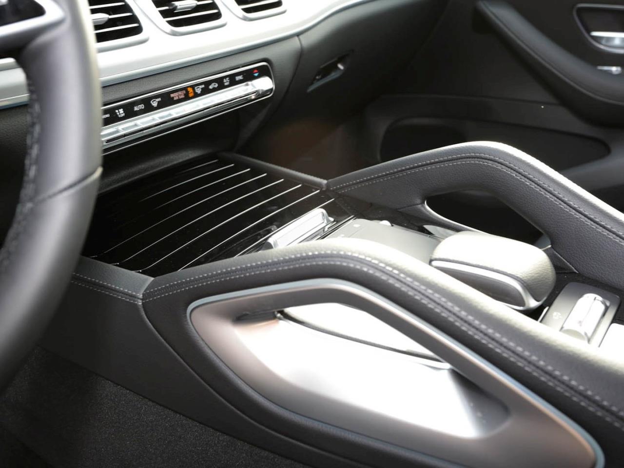 Mercedes-Benz GLE 300 d 4MATIC Coupé AMG Night Panorama AHK