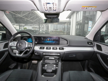 Mercedes-Benz GLE 300 d 4M AMG Night Panorama AHK Memory 7-Si