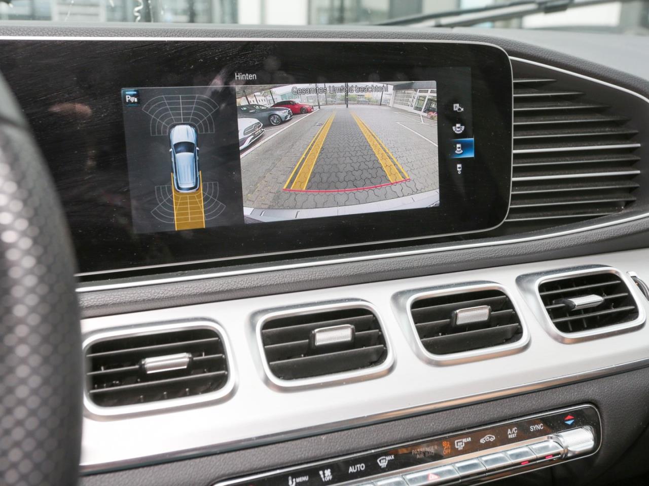 Mercedes-Benz GLE 300 d 4M AMG Night Panorama AHK Memory 7-Si