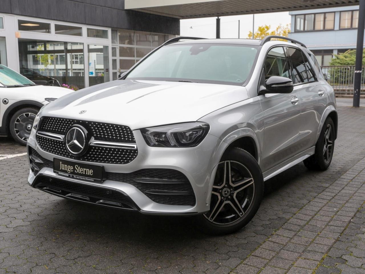 Mercedes-Benz GLE 300 d 4M AMG Night Panorama AHK Memory 7-Si