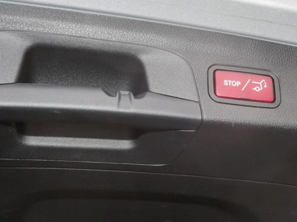 Mercedes-Benz GLE 300 d 4M AMG Night Panorama AHK Memory 7-Si Mercedes-Benz GLE 300 d 4M AMG Night Panorama AHK Memory 7-Si