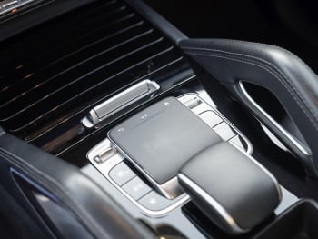 Mercedes-Benz GLE 300 d 4M MBUX Navi Totwinkel HUD 360°