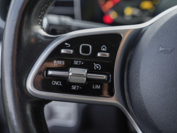 Mercedes-Benz GLE 300 d 4M Navi Totwinkel HUD 360° EasyPack