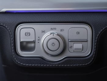 Mercedes-Benz GLE 300 d 4M MBUX Navi Totwinkel HUD 360°