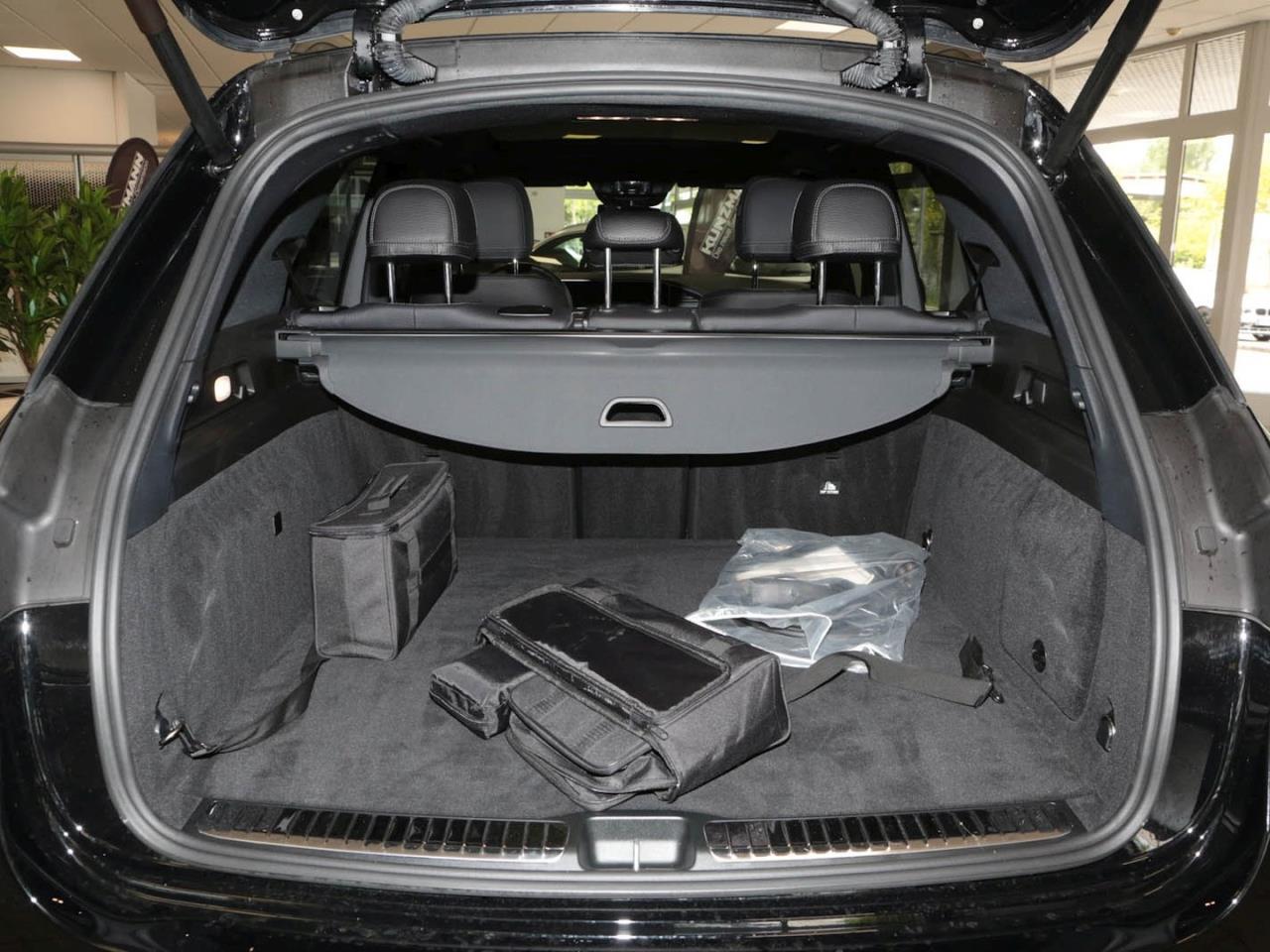 Mercedes-Benz GLE 350 de 4M AMG SHZ-Fond Panorama AHK 360°