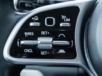 Mercedes-Benz GLE 350 de 4M Navi Distronic Burmester AHK Kamera