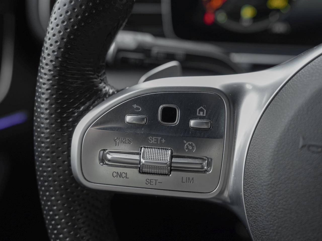 Mercedes-Benz GLE 350 de 4M AMG Night Navi AHK Kamera EasyPack