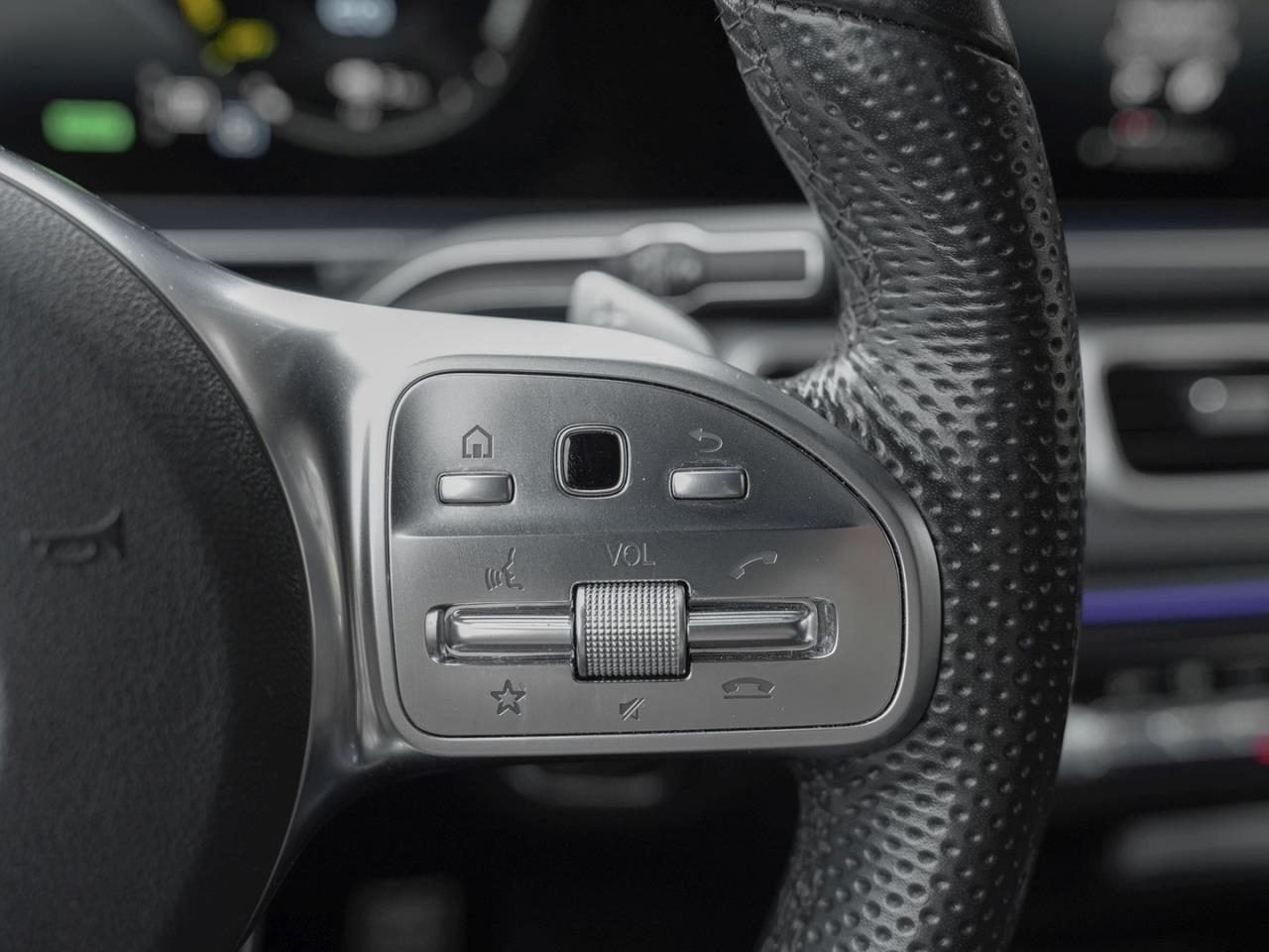 Mercedes-Benz GLE 350 de 4M AMG Night Navi AHK Kamera EasyPack