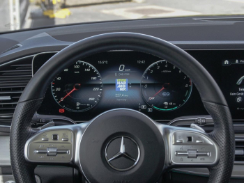 Mercedes-Benz GLE 350 e 4M AMG MBUX Navi Kamera Panorama AHK 