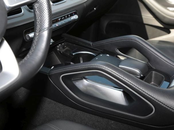 Mercedes-Benz GLE 350 e 4M AMG Night Panorama Burmester AHK