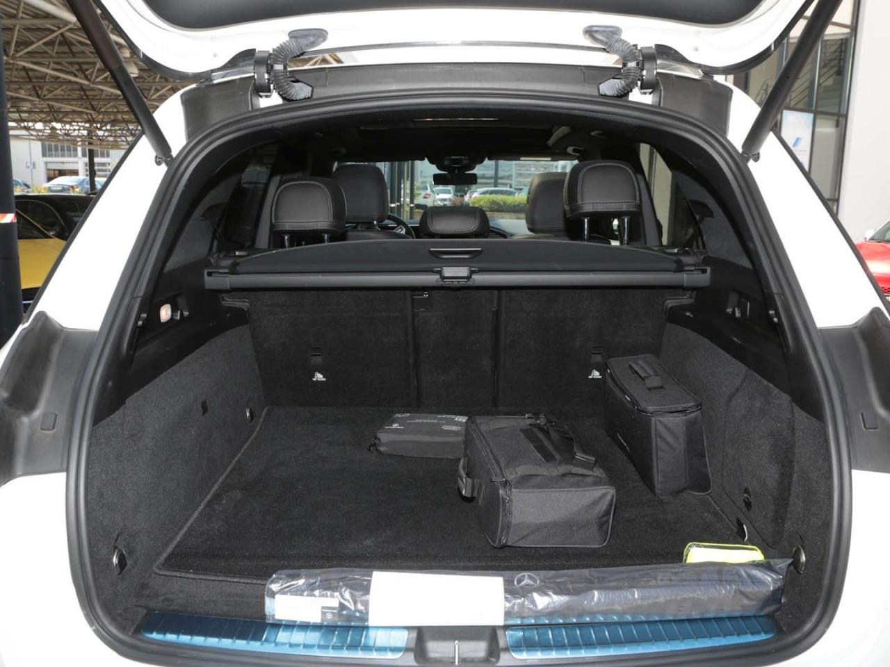 Mercedes-Benz GLE 350 e 4M AMG Night Panorama Burmester AHK