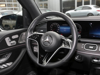 Mercedes-Benz GLE 400 e 4M AMG Night Panorama Distronic AHK