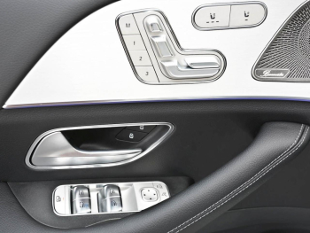 Mercedes-Benz GLE 400 e 4MATIC AMG Distronic Panorama 360° AHK