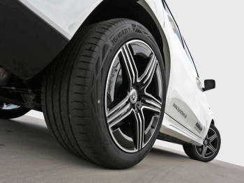 Mercedes-Benz GLE 400 e 4MATIC AMG Distronic Panorama 360° AHK