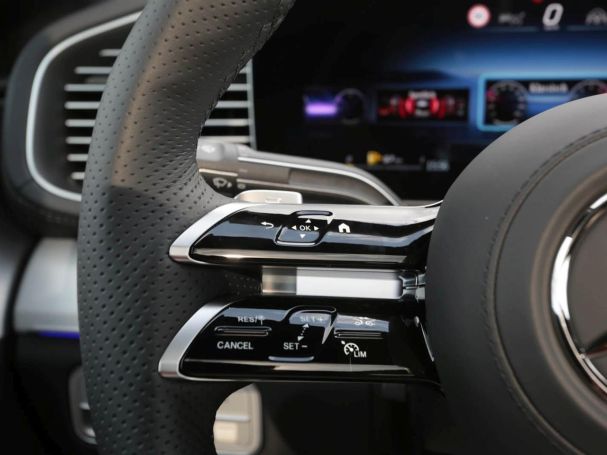 Mercedes-Benz GLE 450 d 4MATIC Coupé AMG Night Panorama 360° Mercedes-Benz GLE 450 d 4MATIC Coupé AMG Night Panorama 360°