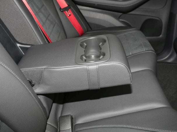 Mercedes-Benz GLE 450 d 4MATIC Coupé AMG Night Panorama 360° Mercedes-Benz GLE 450 d 4MATIC Coupé AMG Night Panorama 360°