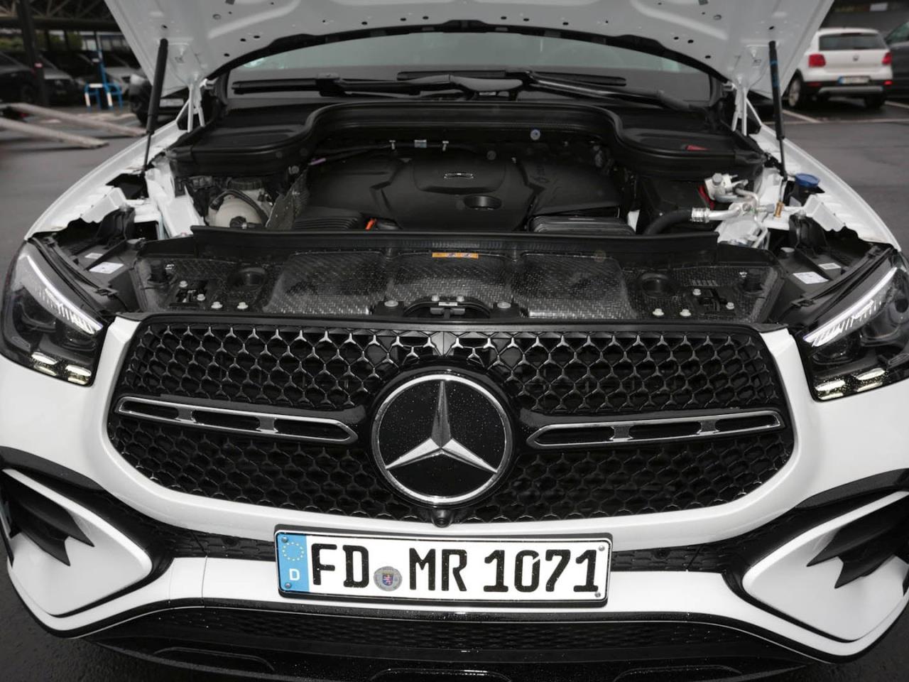 Mercedes-Benz GLE 450 d 4MATIC AMG Night Panorama Memory AHK