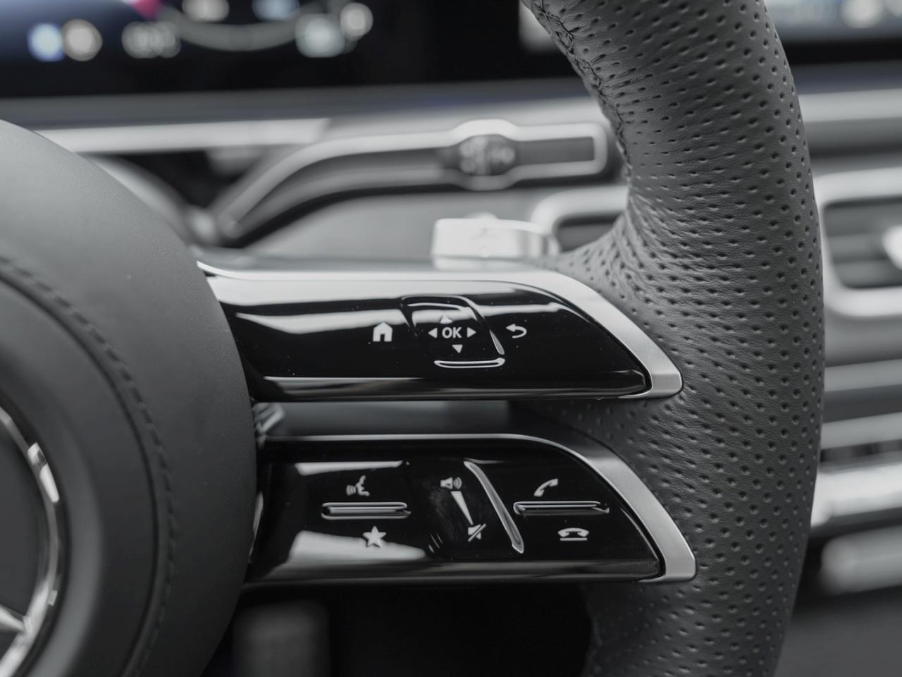 Mercedes-Benz GLE 450 d 4MATIC AMG Distronic 360° Panorama HUD