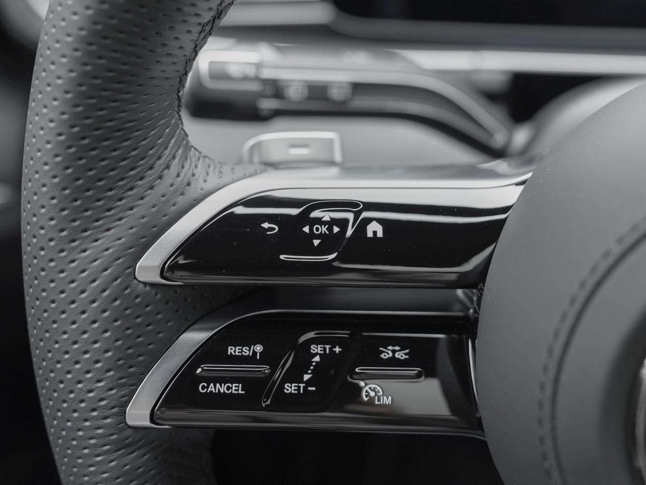 Mercedes-Benz GLE 450 d 4MATIC AMG Distronic 360° Panorama HUD