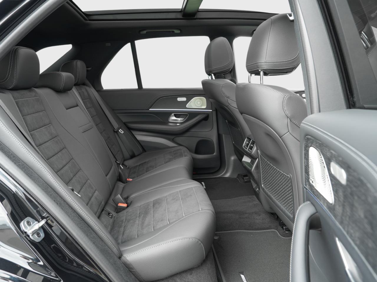 Mercedes-Benz GLE 450 d 4MATIC AMG Night Panorama SHZ-FOND AHK