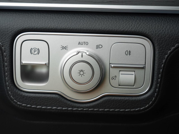 Mercedes-Benz GLE 450 d 4MATIC AMG Night Panorama SHZ-FOND AHK