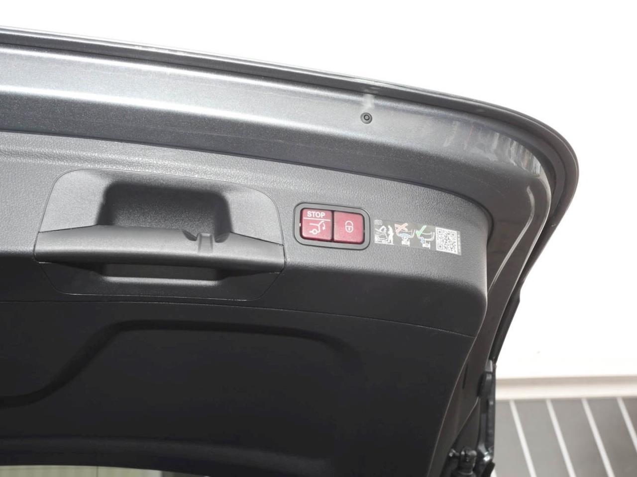 Mercedes-Benz GLE 450 d 4MATIC AMG Night Panorama AHK Airmatic