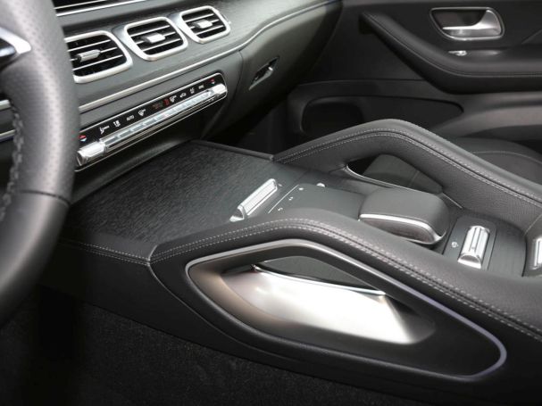 Mercedes-Benz GLE 450 d 4MATIC AMG Night Panorama AHK Airmatic Mercedes-Benz GLE 450 d 4MATIC AMG Night Panorama AHK Airmatic