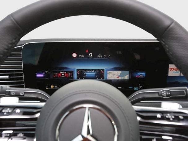 Mercedes-Benz GLE 450 d 4MATIC AMG Night Panorama AHK Airmatic Mercedes-Benz GLE 450 d 4MATIC AMG Night Panorama AHK Airmatic
