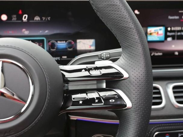 Mercedes-Benz GLE 580 4MATIC AMG Night Panorama HUD AHK 360° Mercedes-Benz GLE 580 4MATIC AMG Night Panorama HUD AHK 360°