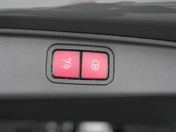 Mercedes-Benz Mercedes-AMG GT 55 4MATIC+ Distronic Burmester