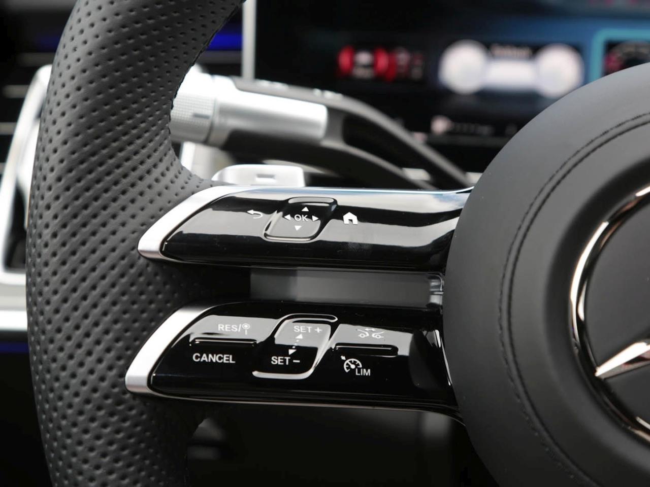 Mercedes-Benz S 450 d 4MATIC Limousine lang AMG Panorama 360°