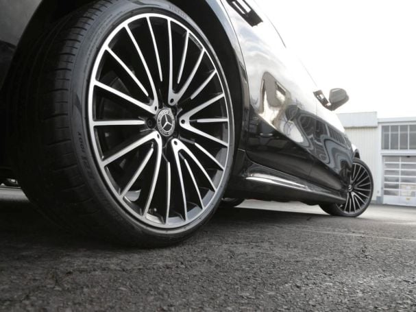 Mercedes-Benz S 400 d 4M lang AMG MBUXNavi-Prem. Distronic 360° Mercedes-Benz S 400 d 4M lang AMG MBUXNavi-Prem. Distronic 360°