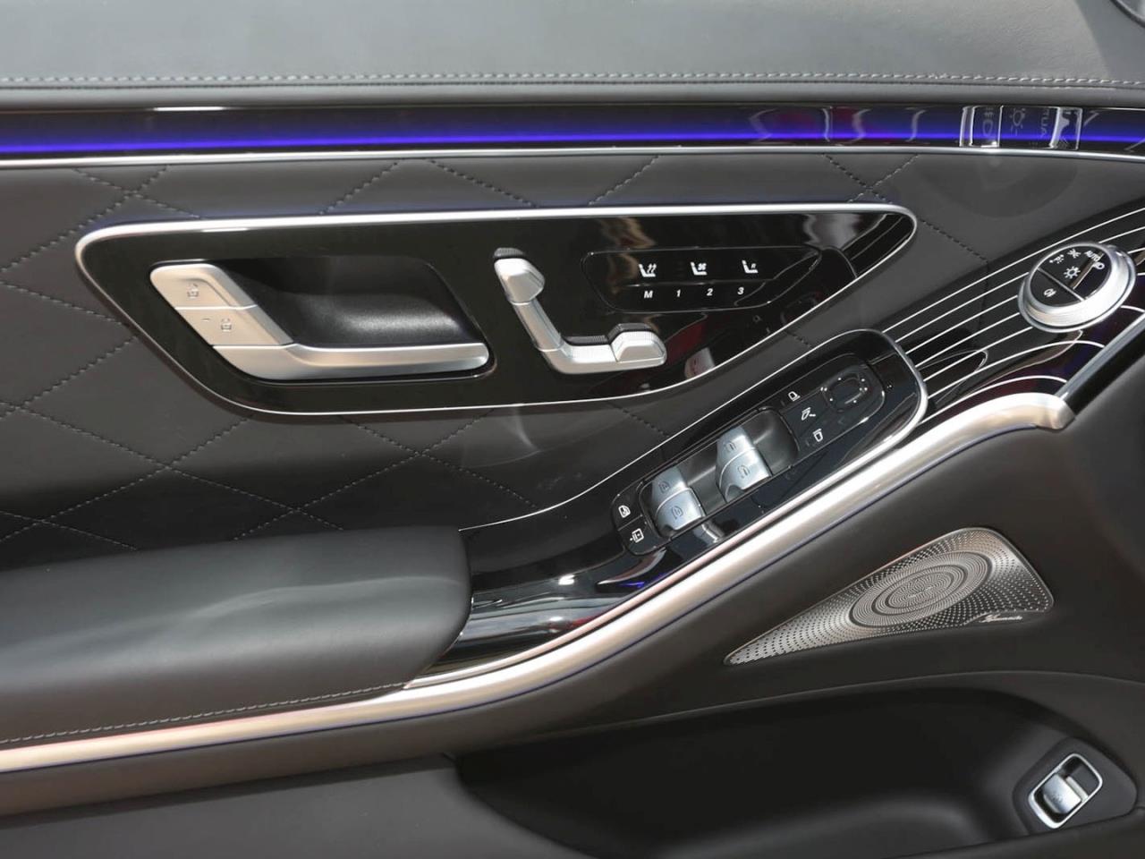 Mercedes-Benz S 450 e Limousine lang AMG Night Panorama 360°