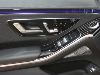 Mercedes-Benz S 450 e Limousine lang AMG Night Panorama 360° Mercedes-Benz S 450 e Limousine lang AMG Night Panorama 360°