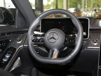 Mercedes-Benz S 580 e 4M lang AMG Night Panorama Airmatic 360°