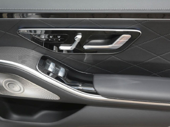 Mercedes-Benz S 580 e lang AMG Night Panorama Multikontursitze