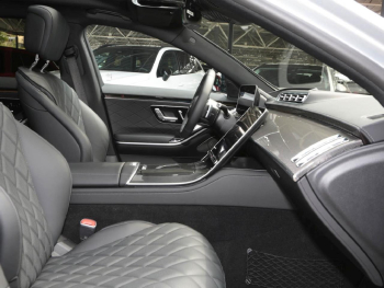 Mercedes-Benz S 580 e lang AMG Night Panorama Multikontursitze