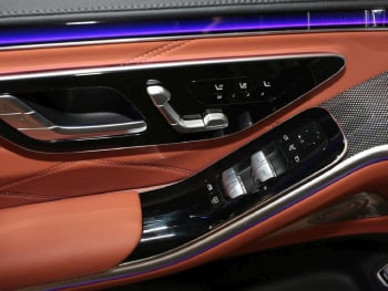 Mercedes-Benz S 63 AMG E Performance lang Panorama Memory 360°