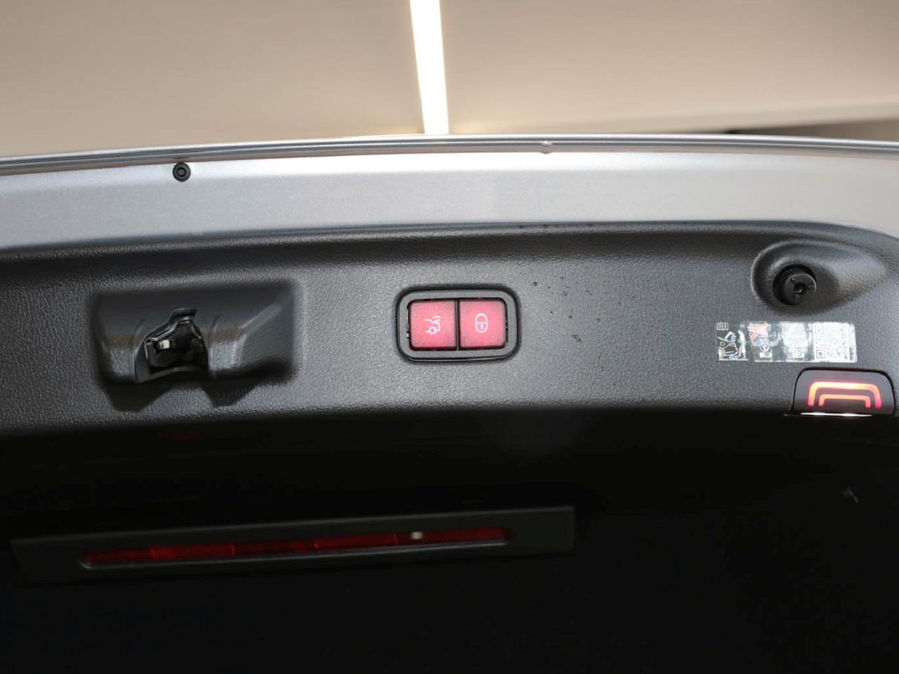 Mercedes-Benz S 63 AMG E Performance lang Panorama NP 232.276