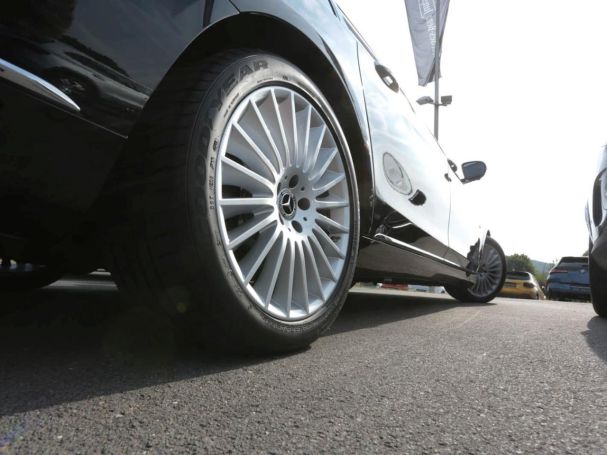 Mercedes-Benz S 650 Maybach Panorama Chauffeur-Paket Mercedes-Benz S 650 Maybach Panorama Chauffeur-Paket