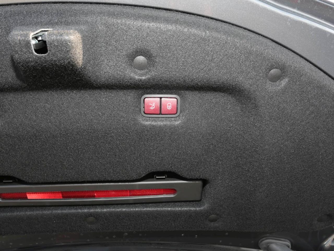 Mercedes-Benz Mercedes-AMG SL 43 Night Distronic Sitzklima