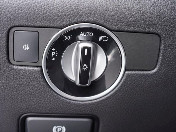 Mercedes-Benz SLC 250 d Sportpaket Navi Panorama Totwinkel