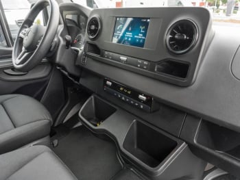 Mercedes-Benz Sprinter 216 CDI Tourer Standard Navi Standhzg Mercedes-Benz Sprinter 216 CDI Tourer Standard Navi Standhzg
