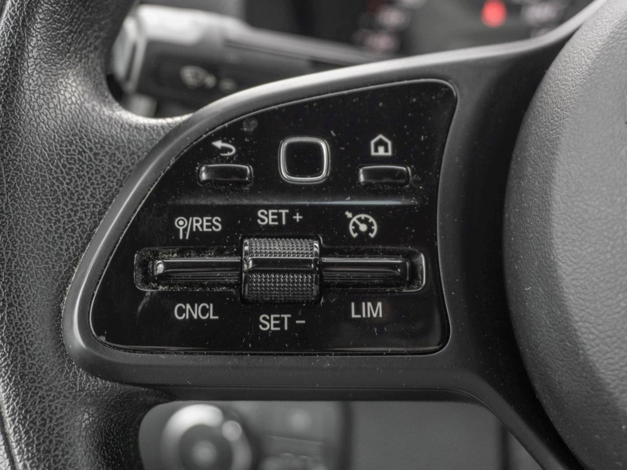 Mercedes-Benz Sprinter 216 CDI Tourer Standard Navi Standhzg